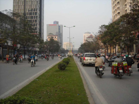 Cho Thuê cửa hàng 1 tầng mặt phố láng hạ mặt tiền 9m