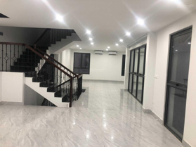 Cho thuê biệt thự Nam Cường, Dương Nội, full nội thất cơ bản. LH: 0946 722 122