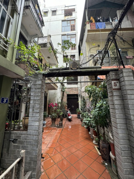 Cho thuê ngõ 40 Xuân Diệu 120m2, 6 tầng tiện làm Homestay, CHDV, văn phòng