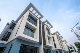 Chính chủ bán căn biệt thự góc 235m2 đường lớn giá rẻ 37,7 tỷ bao phí sang tên LH: 0936 386 022