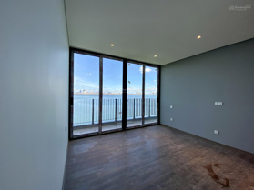 Cho thuê nhà view trực tiếp Hồ Tây, đường Thanh Niên, thiết kế căn hộ cao cấp từng tầng