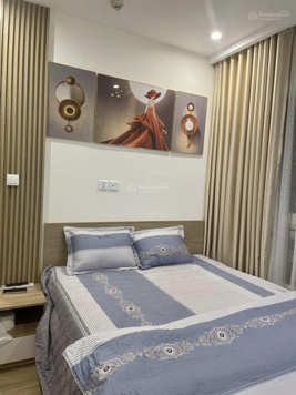 Chính chủ cần bán gấp căn 3PN - DT 80.1m2, view hồ, toà B Masteri West Heights Tây Mỗ, 6.8 tỷ