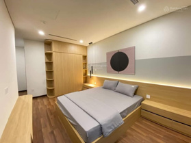 Chính chủ bán CC Mipec Rubik Xuân Thủy-Cầu Giấy.DT 100m - 3 ngủ. Đầy đủ nội thất đẹp.Giá thật: 8 tỷ