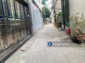 Quá rẻ chỉ 66tr/m2 lô đất 54,2m2 tổ 10 Thạch Bàn, cách đường ôtô tránh 200m, gần trung tâm Aeonmall