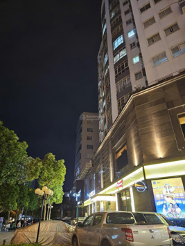 Bán căn hộ chung cư cao cấp tòa nhà D11 Sunrise Building 90 Trần Thái Tông, 3PN, 2VS