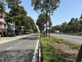 Nhà chính chủ, giá chỉ 24tr/m2, KCN Mỹ Phước 3, mặt tiền đường lộ lớn 62m