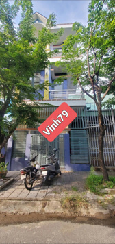 Cho thuê Nhà 3 tầng Mặt tiền - Gần Bến Xe Đà Nẵng.