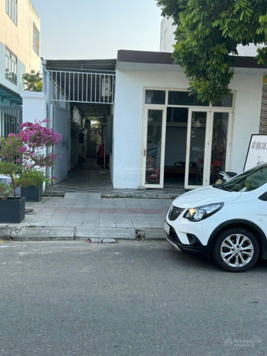 Chính chủ bán đất tặng nhà thuộc điện âm, đường thông dài nhất dự án Nam Hoà Xuân.