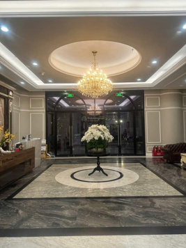 Bán CHCC đẳng cấp tại Hateco Laroma-Huỳnh Thúc Kháng, Đống Đa, DT 136.6m2, L.Góc, tầng cao, 15.5 tỷ