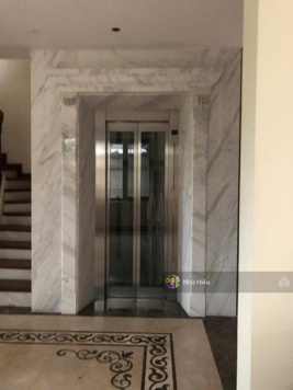 Bán nhà biệt thự Ciputra vị trí đẹp, view công viên trung tâm, giá đầu tư