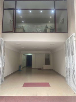 Cho thuê biệt thự Mễ trì thượng, LÔ GÓC 135m2 x 3,5 tầng, MT 30m, oto đỗ xung quanh