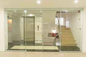 Văn phòng cho thuê Nguyễn Ngọc Nại, Thanh Xuân, DT 140m2, thang máy, PCCC đầy đủ, giảm 5tr/quý đầu