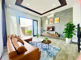 Cho thuê 2 căn biệt thự hồ bơi cao cấp 5 phòng ngủ đường Trần Trọng Khiêm khu Nam Việt Á