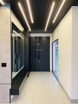 Sở hữu căn biệt thự gần 340m2, mới hoàn thiện nội thất cao cấp, bể bơi riêng, giá cắt lỗ tận đáy