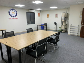 Cho thuê văn phòng số 134 Trung Kính 60m2 đủ đồ giá chỉ 9,5tr/tháng