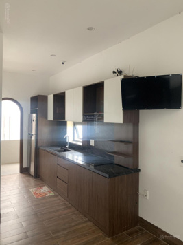 Cho thuê căn hộ 1 phòng ngủ trong khu đô thị FPT