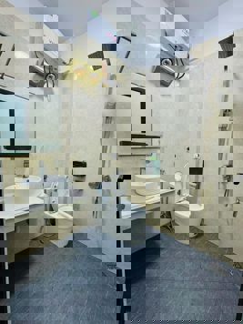 Đàm Quang Trung-Long Biên đối diện AEON 