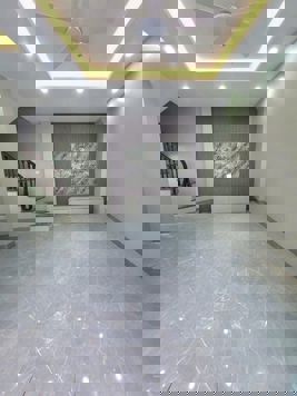 Bán căn hoa hậu tại xóm 1 la tinh đông la