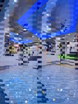 NHÀ ĐẸP NGÕ THÔNG TRẦN KHÁT CHÂN KIM NGƯU LÒ ĐÚC CẦN B.Á.N