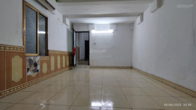 Chính chủ cho thuê nhà 38m2 - 3 tầng lô góc, giá chỉ 4 triệu