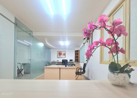 Văn phòng 13 triệu/tháng, số 40 - 42 Hưng Gia 2, Phú Mỹ Hưng. Tầng trệt