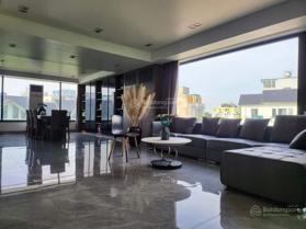 Bán nhà căn góc siêu phẩm quán cafe đang kinh doanh đẹp nhất khu D Geleximco, full nội thất cao cấp