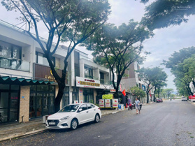 Bán nhà 2,5T 164m2 shophouse FPT đã hoàn thiện, vị trí sát đường Nam Kỳ Khởi Nghĩa, giá 4,9 tỷ