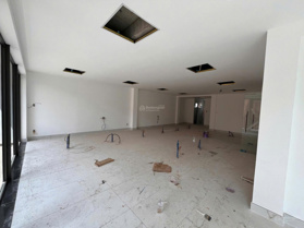 Tòa nhà mới xây 100% - Trần Quốc Toản - Quận 3 (DT 8x20m) hầm, 3 lầu thang máy