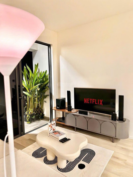 Thuê Căn Hộ Ngắn Hạn/ Airbnb/ Khách Sạn Tại Vinhomes Grand Park Quận Giá 700k/ Đêm