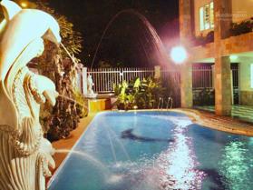 Cho thuê Villa cao cấp Thao Điền 4 lầu có hồ bơi 8PN, 8WC full nội thất DTSD 900m2