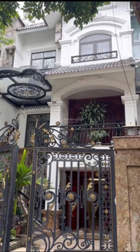 Chính chủ cần cho thuê nhà hoàn thiện Full nội thất tại khu A, dự án Geleximco, Lê Trọng Tấn