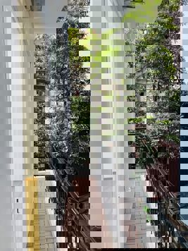 Nhà Đội Cấn 5 tầng 38m giá giật mình chỉ 8 t.ỷ  Hiếm ! Giá vừa tiền để ở hay đầu tư đều được !  Gần Lăng Bác , chợ Ngọc Hà , trung tâm của trung tâm