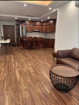 Cần bán căn hộ 118m2 giá nào cũng bán khu trong tháng 10.
