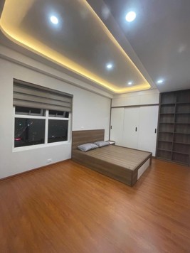Chung cư 3 ngủ căn góc 2 thoáng tầng trung tòa nhà FLC Quang Trung Hà Đông Dt 100m2 đầy đủ nội thất