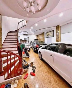 (Sát mặt phố, ô tô, mặt ngõ) bán gấp nhà Huỳnh Thúc Kháng, Đống Đa, 55m2, 5T, MT 5m