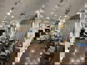 ***Nhỉnh 15𝐭𝐲̉ sở hữu ngay căn góc 3pn rộng ~ 180m2 tại R1 - 𝐕𝐢𝐧𝐡𝐨𝐦𝐞𝐬 𝐑𝐨𝐲𝐚𝐥 𝐂𝐢𝐭𝐲***