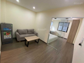 Căn hộ 40m2 1K1N full đồ ngõ 58 Nguyễn Khánh Toàn đầy đủ nội thất