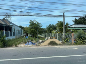 Bán lỗ 2 nền đất 10x50=500m2 đất thổ cư sổ riêng, MT đường 32m cạnh chợ, ủy ban dân đông