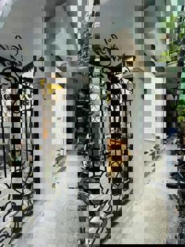 ĐỘI CẤN - BA ĐÌNH - 38/40M - 5 TẦNG - NHỈNH HƠN 8 TỶ   🌿Lô góc,thoáng,sáng,gần lăng Bác ,3 ngủ,mt5m  🌸sổ đỏ chính chủ