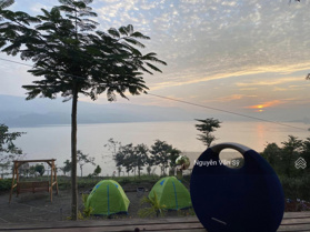 695 triệu/1038m2 - 100m2 thổ cư sổ hồng riêng - Views nhìn thẳng ra hồ nước mênh mông