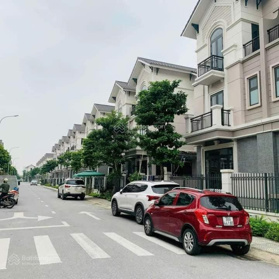 Rẻ hơn thị trường 1,5 tỷ - duy nhất 1 căn biệt thự 3 tầng sát ngay Hà Nội