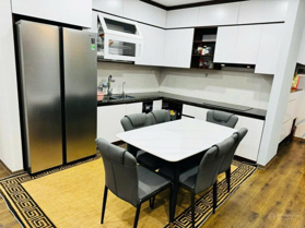 Chính chủ cần tiền bán gấp căn 3pn2vs full nội thất xịn xò, sẵn xách vali về ở