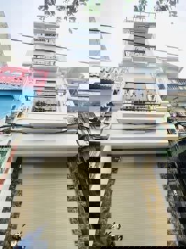 + Vị trí cực đẹp, mặt phố kinh doanh sầm uất, trục phố chính ĐA SỸ- HÀ ĐÔNG