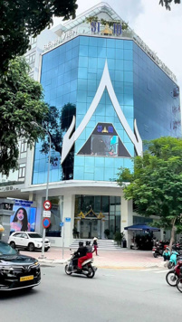 Bán tòa building 2 mặt tiền 369B Nguyễn Trãi, Quận 1, DT: 14x30m, 2 hầm, 10 tầng HĐT 900tr, 445tỷ