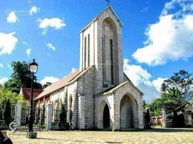 Bán mảnh đất full thổ cư phố cổ Sa Pa cách nhà thờ đá 300m giá đầu tư