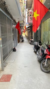 ĐẠI TỪ _ HOÀNG MAI.