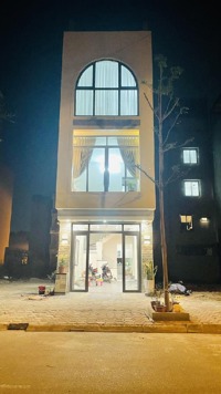 NHÀ PHỐ NGUYỄN MẬU TÀI - TRUNG TÂM TT TRÂU QUỲ - LÔ GÓC - 2 MẶT TIỀN - KINH DOANH