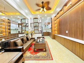 Nhà Hoàng Hoa Thám, Ba Đình - Lô góc - Mặt tiền to - Gần ô tô -Full nội thất xịn xò -