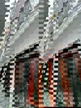 BÁ.N NH.À 5.8 t.ỷ Cầu Giấy  