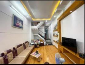 Mặt đường Hàng Kênh vỉa hè 3 m